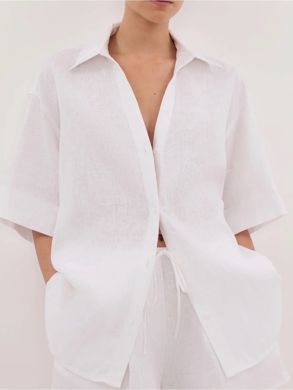 DISSH Helena White Oversized Linen Shirt - Picture 5 of 5